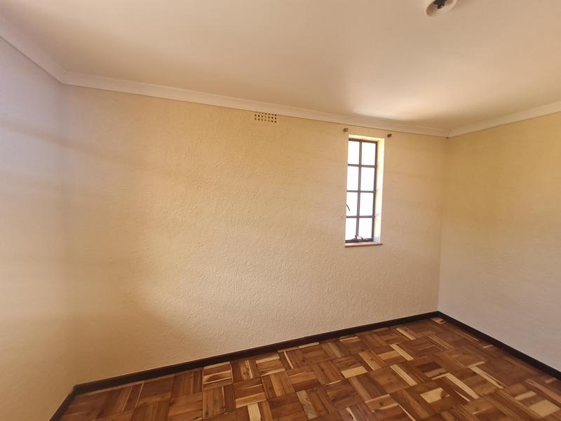 To Let 3 Bedroom Property for Rent in Stuarts Hill Western Cape